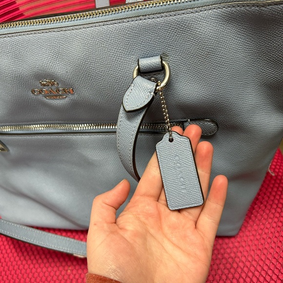 Coach blue shoulder gallery tote purse 💙 - Picture 5 of 11